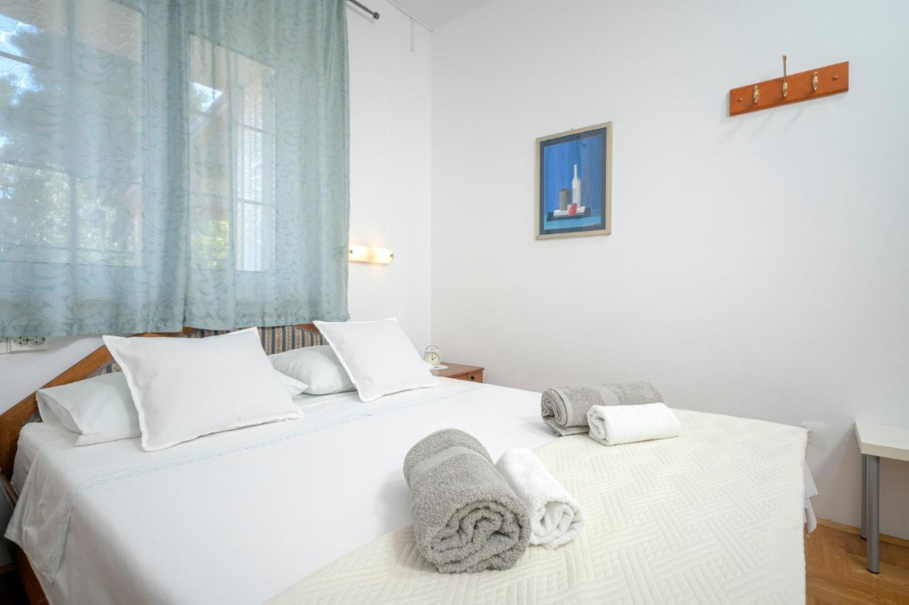 Apartment Nela Kalina Jelsa  Kültér fotó
